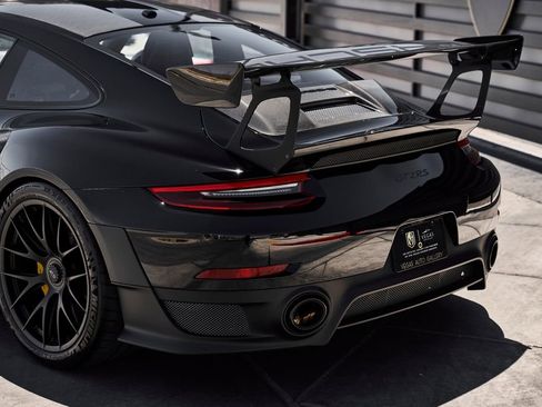 Used 2018 Porsche 911 GT2 RS RWD image 16