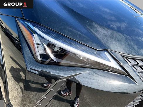 Certified 2025 Lexus UX 300h FWD w/ Accessory Package (Z1) image 25
