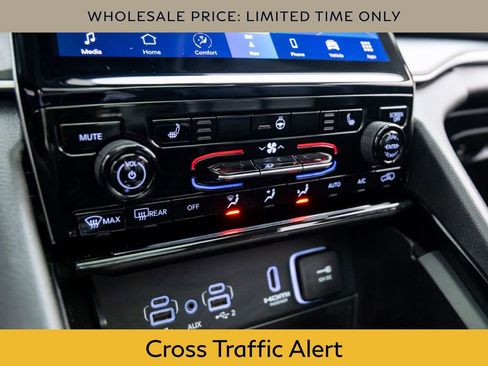 Used 2023 Jeep Grand Cherokee 4WD 4xe image 26