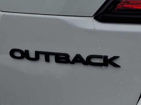Certified 2025 Subaru Outback Onyx Edition image 32