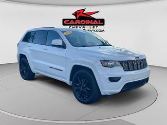 Used 2020 Jeep Grand Cherokee Altitude AWD/4WD video 1