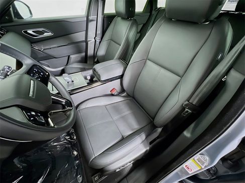 Used 2025 Land Rover Range Rover Velar Dynamic SE image 22