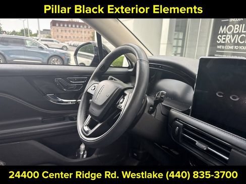 Used 2023 Lincoln Corsair Reserve w/ Equipment Group 201A AWD/4WD image 19