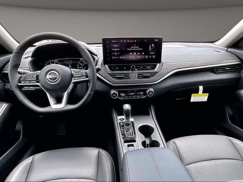 New 2026 Nissan Altima 2.5 SV w/ SV Premium Package AWD/4WD image 5