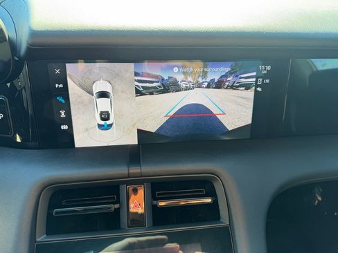 Used 2022 Porsche Taycan 4S image 23