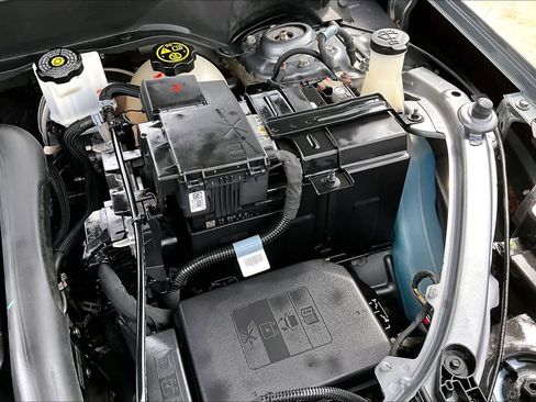 Used 2021 GMC Terrain SLT w/ Infotainment Package II image 33