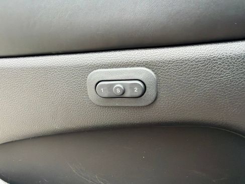 Used 2020 Jeep Grand Cherokee High Altitude AWD/4WD image 18