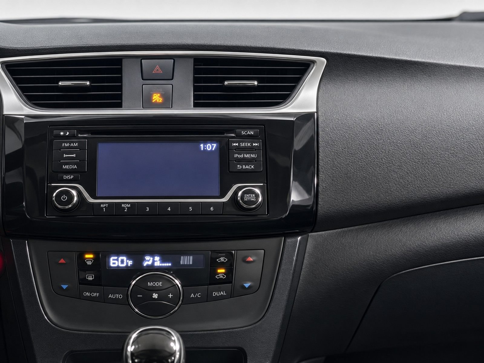 Used 2018 Nissan Sentra SR w/ SR Midnight Edition Package FWD image 16