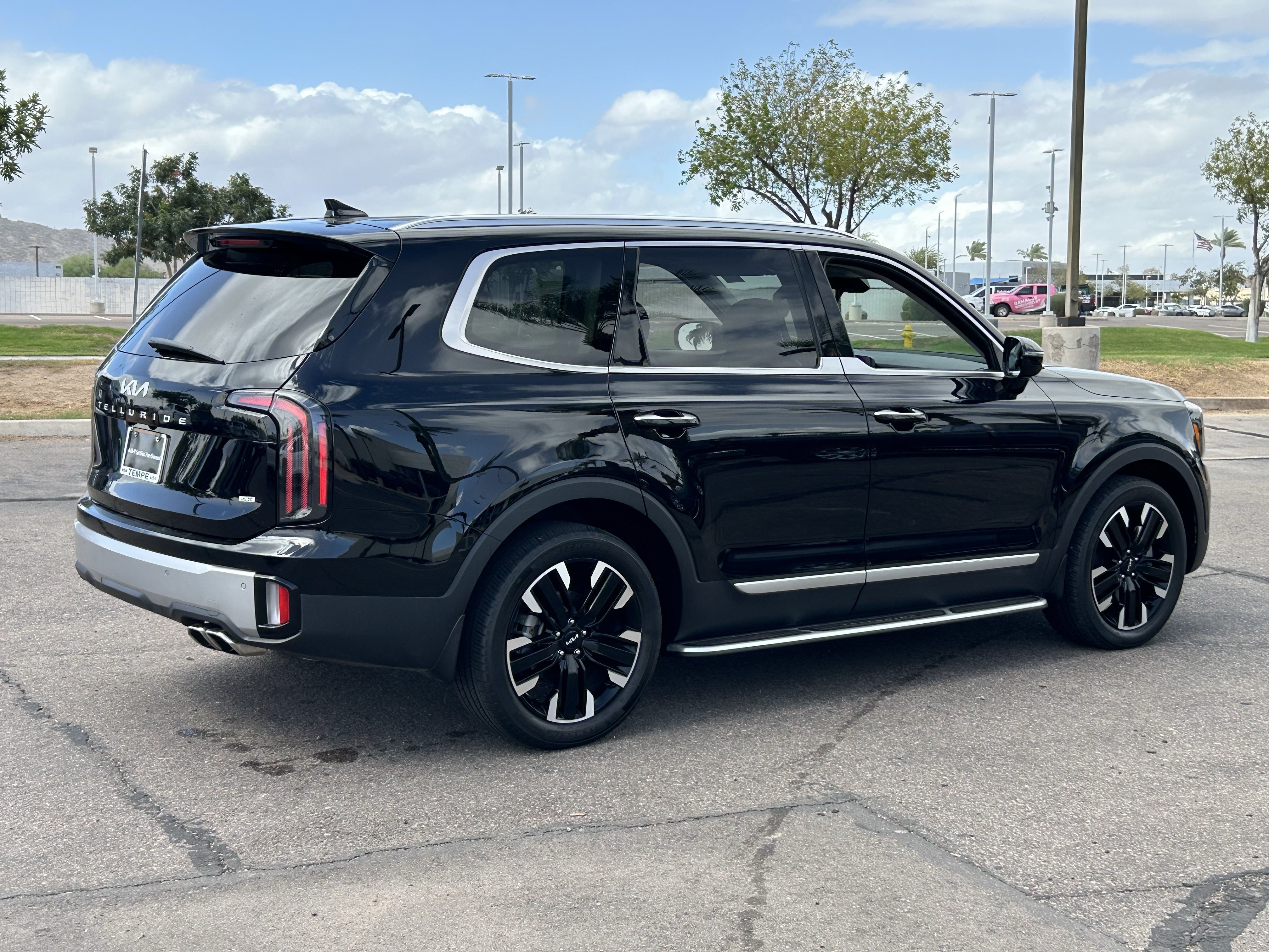 Certified 2023 Kia Telluride SX Prestige AWD/4WD image 5