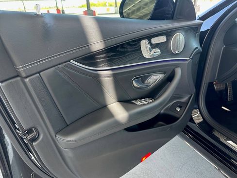 Used 2019 Mercedes-Benz E 53 AMG AMG E 53 AWD 4MATIC 4dr Sedan image 20