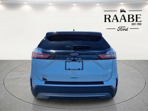Used 2024 Ford Edge SEL w/ Convenience Package AWD/4WD image 6