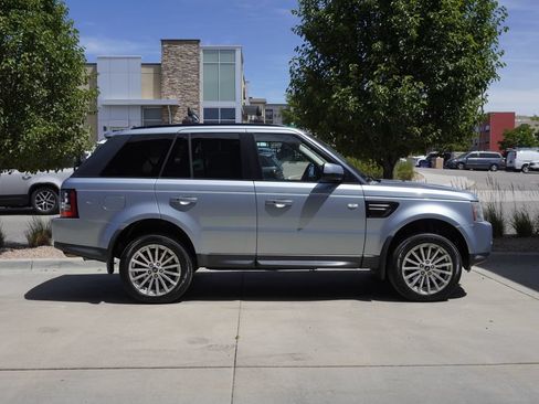 Used 2013 Land Rover Range Rover Sport HSE AWD/4WD image 7