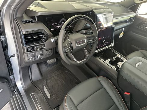 New 2026 GMC Yukon XL AT4 w/ AT4 Premium Plus Package AWD/4WD image 13