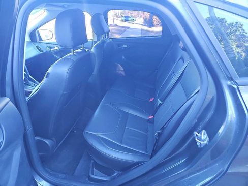 Used 2015 Ford Focus SE w/ Equipment Group 201A image 13