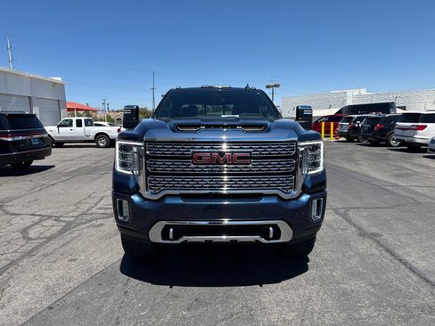 Used 2023 GMC Sierra 3500 Denali w/ Denali Ultimate Package AWD/4WD image 2
