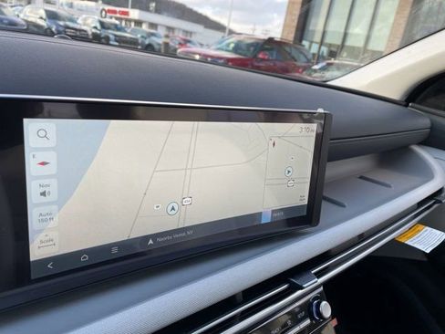 New 2026 Hyundai Tucson Limited image 17