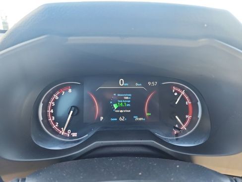 Used 2024 Toyota RAV4 XLE image 18