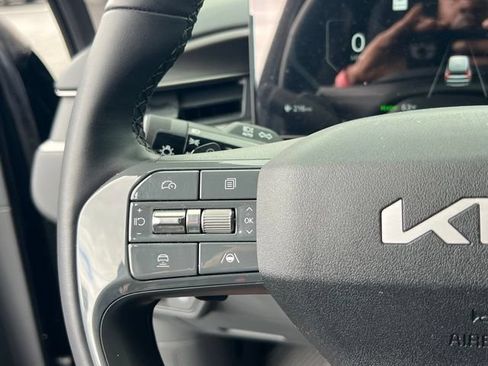 Used 2026 Kia EV9 Light RWD image 19