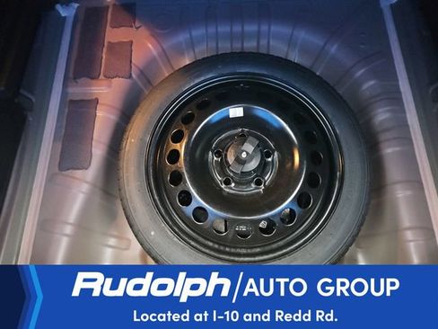 Used 2025 Chevrolet Trax LT FWD image 29