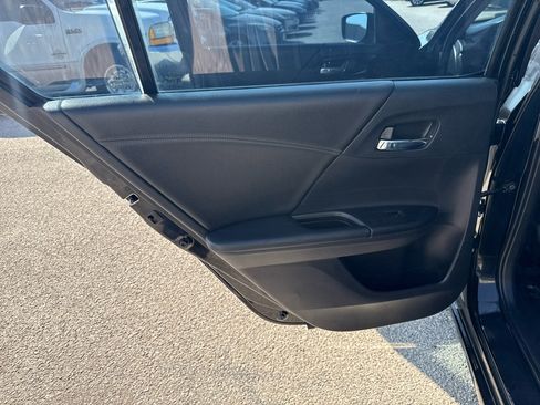 Used 2014 Honda Accord Sport image 15
