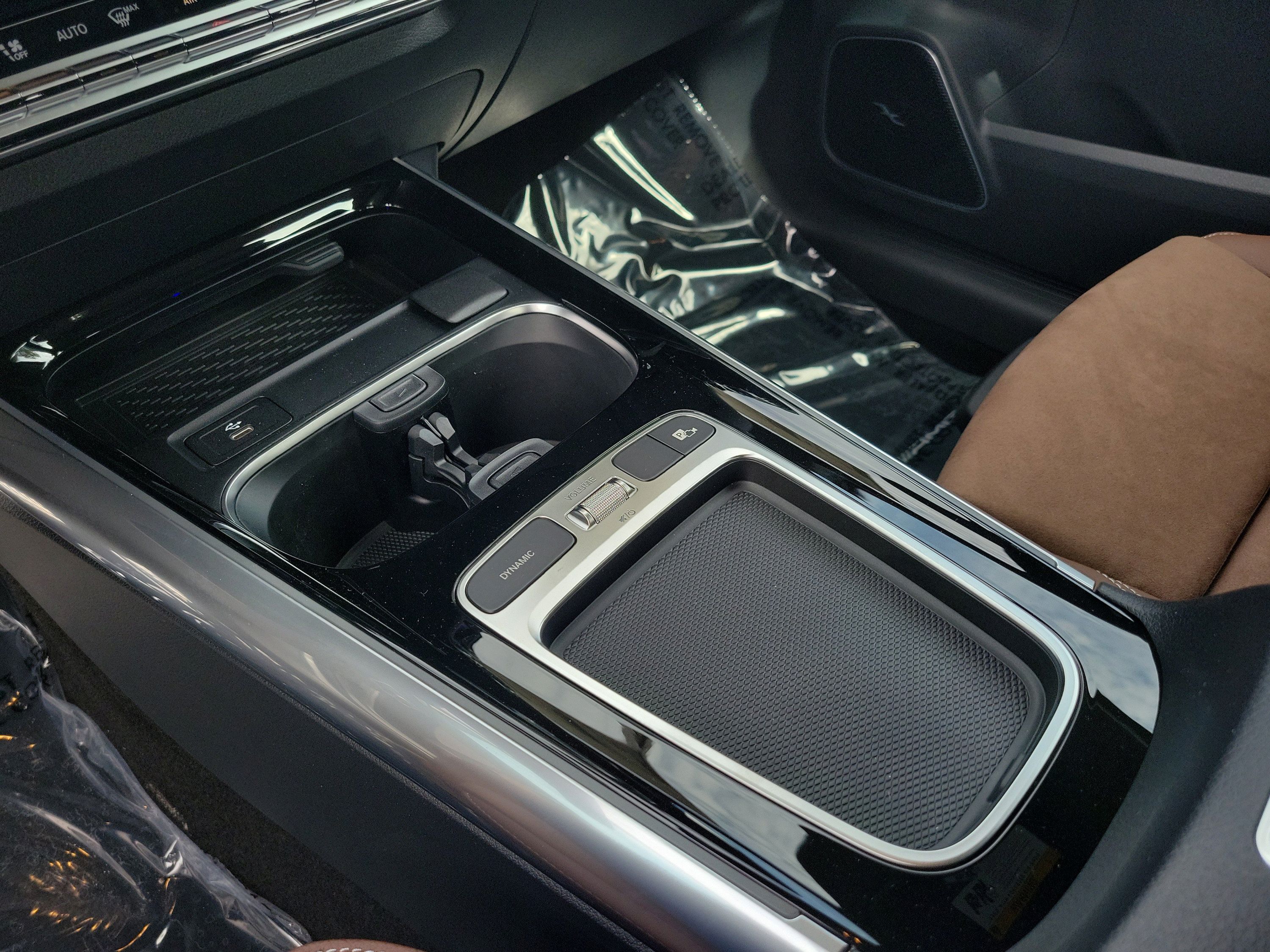 New 2026 Mercedes-Benz GLA 35 AMG 4MATIC image 21
