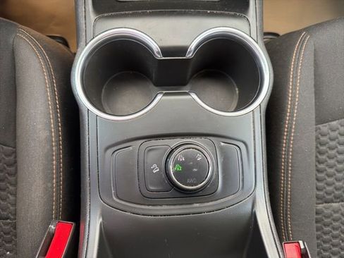 Used 2019 GMC Terrain SLE AWD/4WD image 21