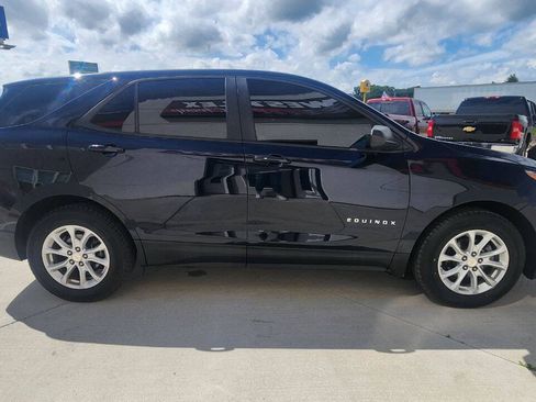 Used 2020 Chevrolet Equinox LS w/ LS Convenience Package FWD image 7