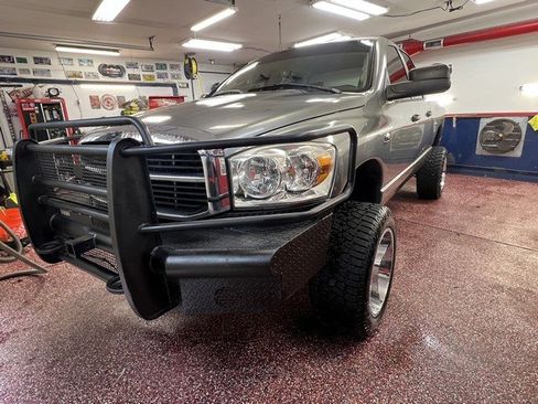 Used 2006 Dodge Ram 2500 Truck SLT w/ Quad Cab Big Horn Value Group image 1