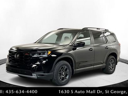 New 2025 Honda Pilot TrailSport