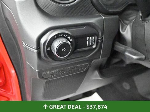Used 2024 Jeep Wrangler Unlimited Rubicon image 28