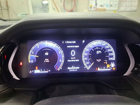 Used 2023 Jeep Grand Cherokee Overland w/ Rear Seat Video Group I AWD/4WD image 37