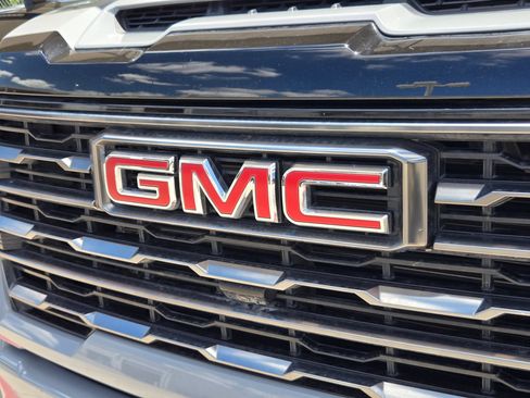 Certified 2024 GMC Sierra 2500 AT4 w/ AT4 Premium Plus Package AWD/4WD image 4
