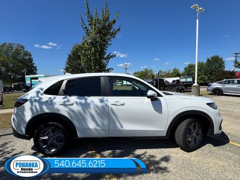 New 2026 Honda HR-V LX image 10