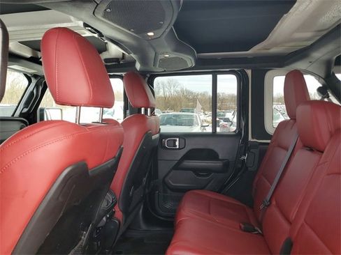 Used 2024 Jeep Wrangler Unlimited Rubicon 392 image 8