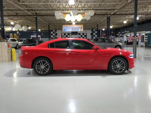 Used 2019 Dodge Charger SXT w/ Plus Group AWD/4WD image 7