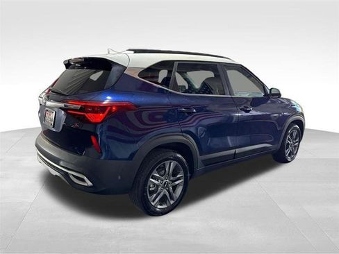 Used 2021 Kia Seltos S AWD/4WD image 5