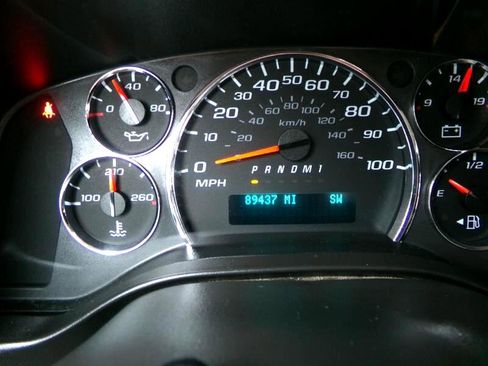 Used 2019 GMC Savana 3500 LS w/ Cold Climate Package image 19