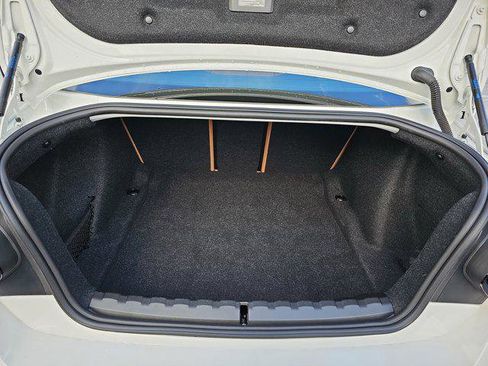 Used 2025 BMW 230i Coupe w/ M Sport Package image 12