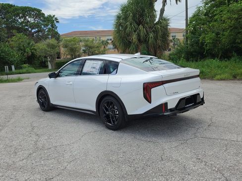 New 2026 Kia K4 GT-Line Turbo FWD image 6