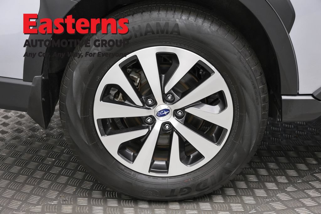Used 2025 Subaru Outback Premium AWD/4WD image 26