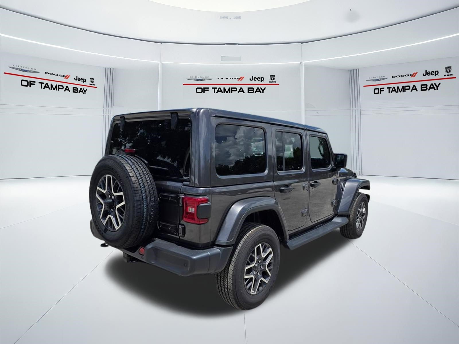 New 2026 Jeep Wrangler Unlimited Sahara AWD/4WD image 6