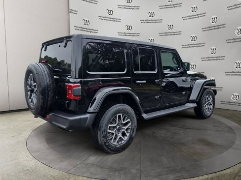 New 2025 Jeep Wrangler Sahara AWD/4WD image 5