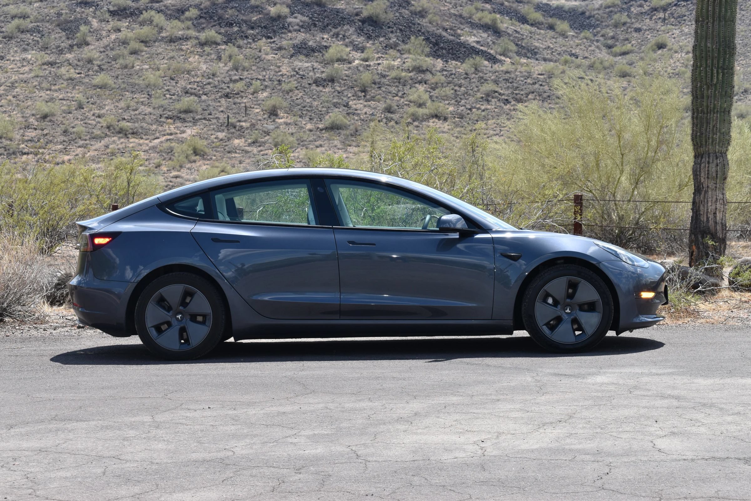 Used 2023 Tesla Model 3 Standard Range RWD image 4