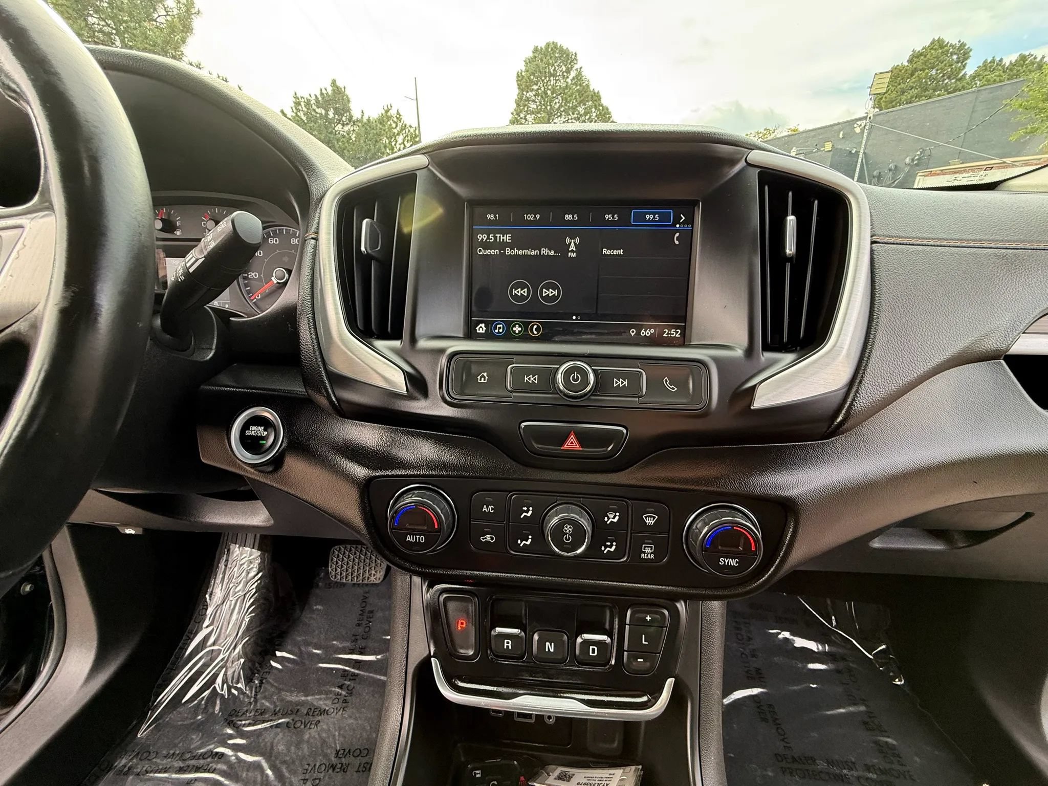 Used 2018 GMC Terrain SLE w/ Driver Convenience Package AWD/4WD image 37