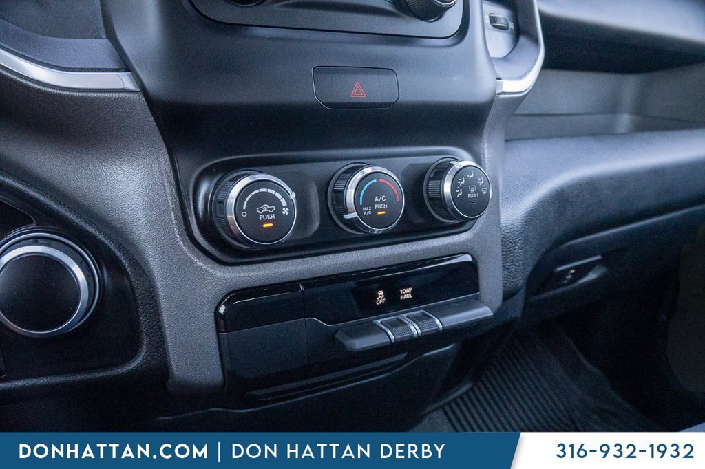 Used 2022 RAM 1500 Big Horn AWD/4WD image 8