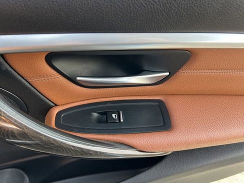 Used 2017 BMW 330i Sedan image 33