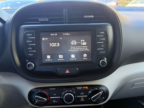 Used 2021 Kia Soul LX image 22