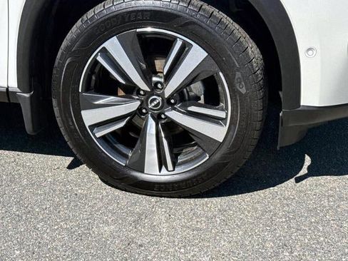 Used 2023 Nissan Rogue Platinum w/ Platinum Premium Package AWD/4WD image 5