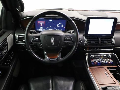 Used 2020 Lincoln Navigator Reserve w/ Equipment Group 208A Reserve AWD/4WD image 4