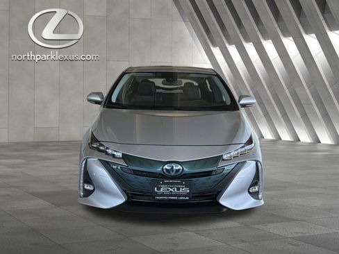 Used 2019 Toyota Prius Prime Advanced FWD image 26